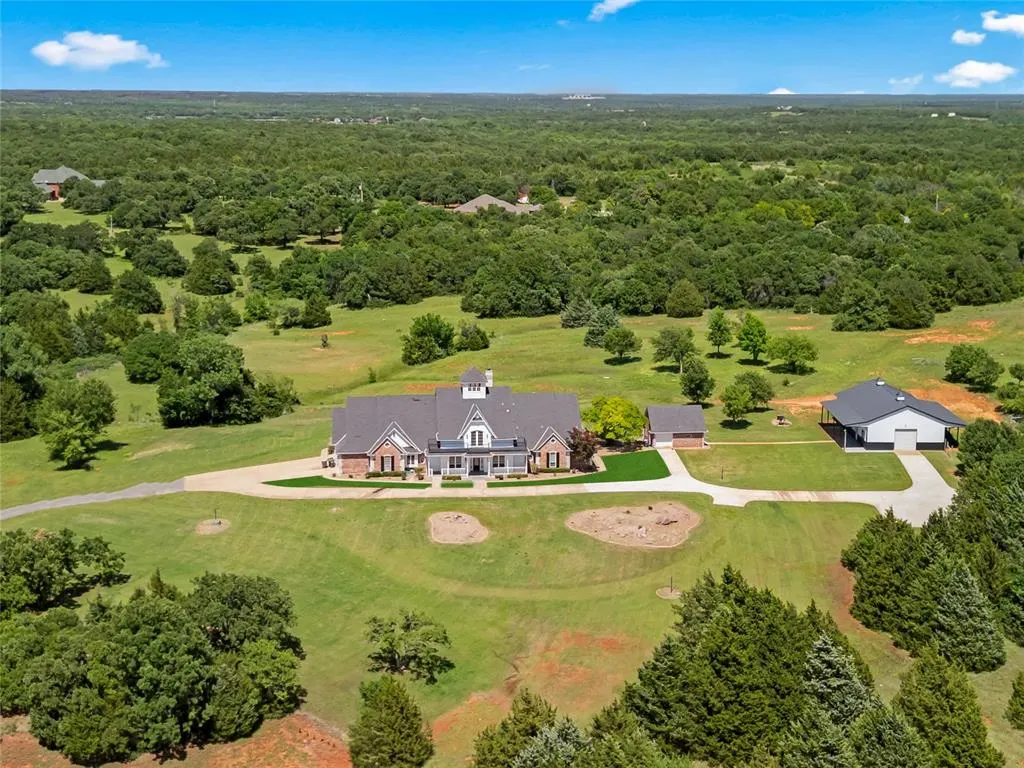 Photo 2 — 3100 Freeman Manor Drive, Jones, OK 73049