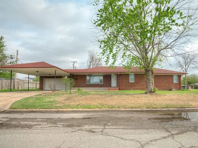 Front exterior — 2901 NW Bell Avenue, Lawton, OK 73505