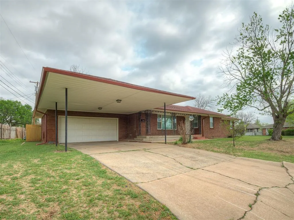 Photo 2 — 2901 NW Bell Avenue, Lawton, OK 73505