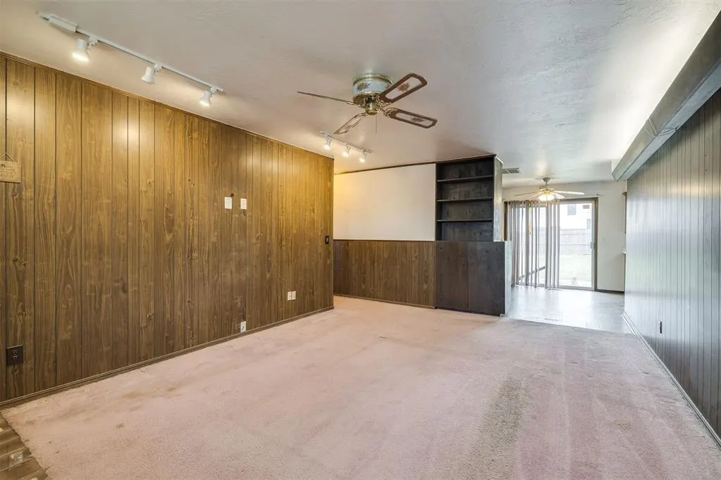 Photo 10 — 200 E Beech Avenue, Yukon, OK 73099
