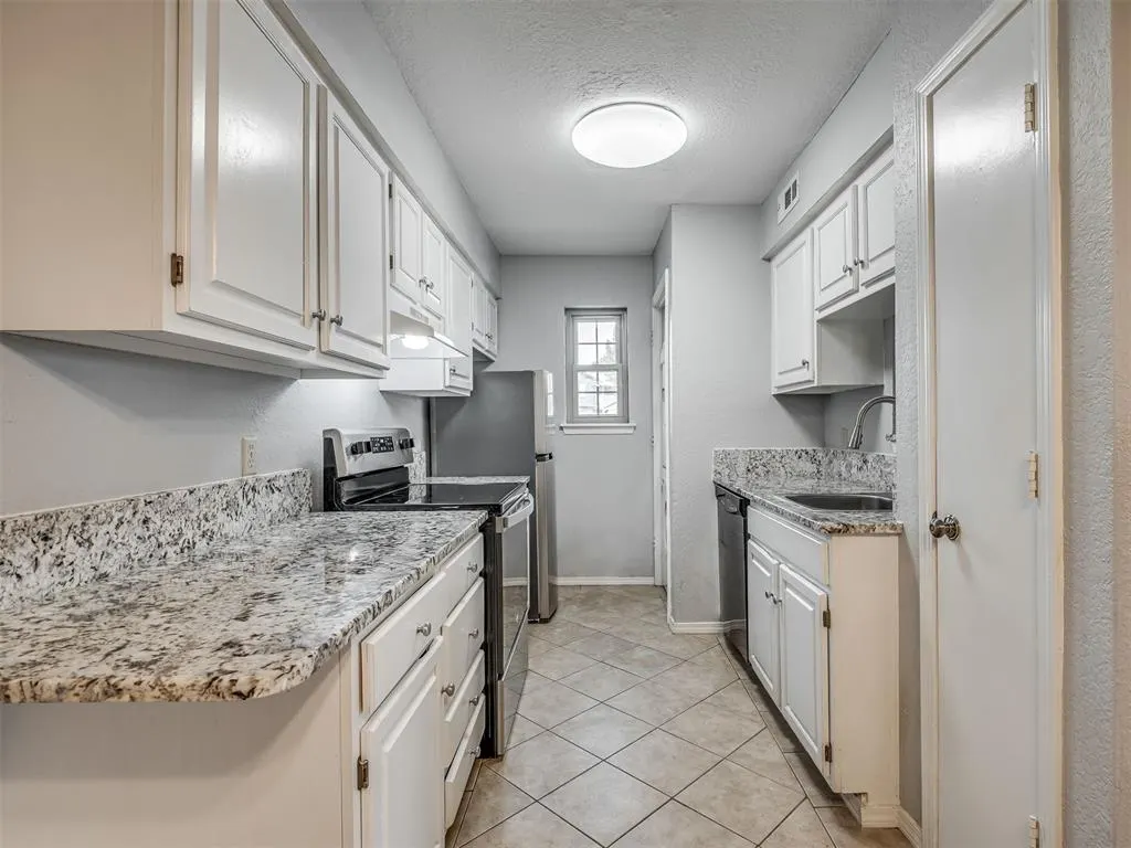 Photo 4 — 14307 N Pennsylvania Street 3F, Oklahoma City, OK 73134