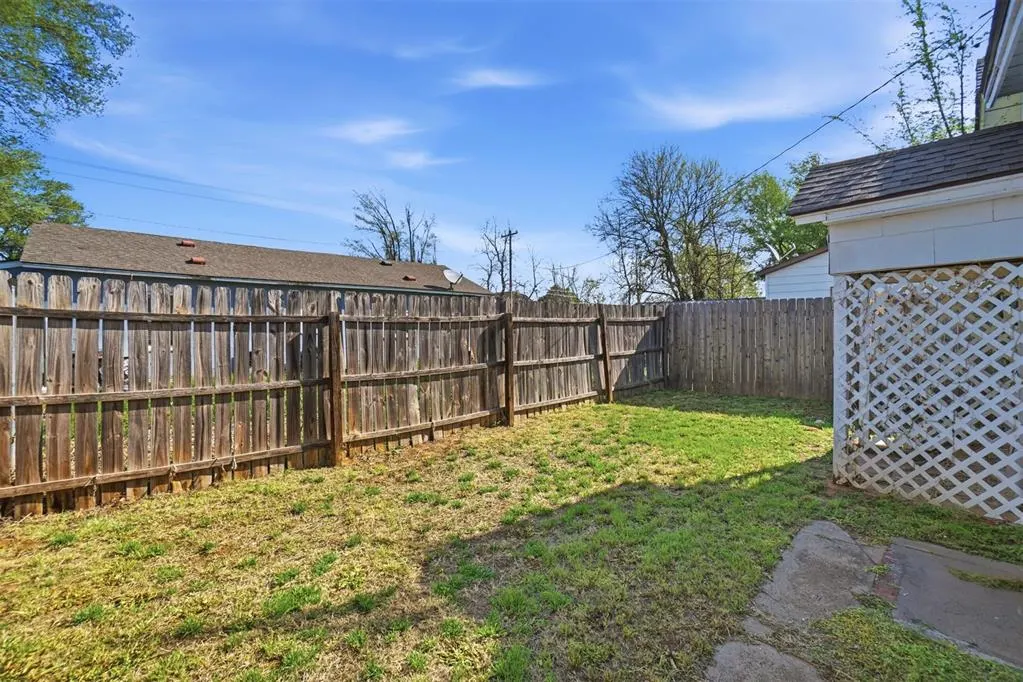 Photo 21 — 224 Texas Avenue, Woodward, OK 73801