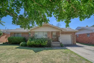 Sold home at 1428 Lindale Avenue