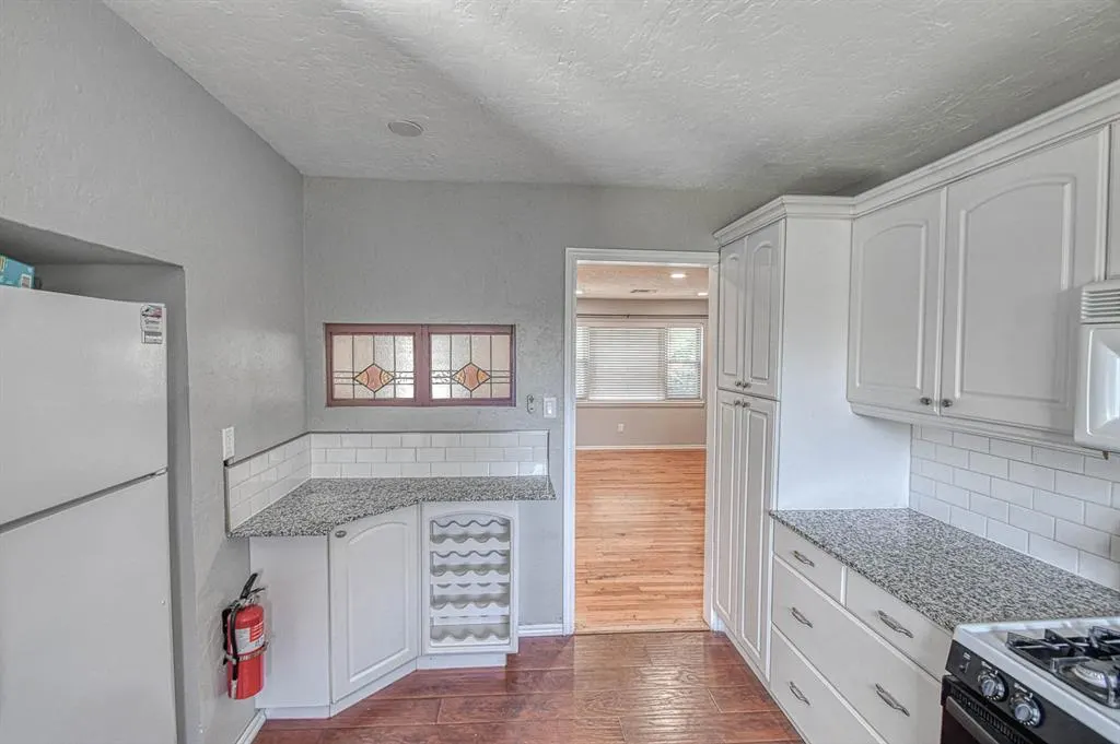 Photo 11 — 1428 Lindale Avenue, Norman, OK 73069