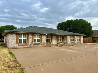 Sold home at 1807 Suzanne Avenue