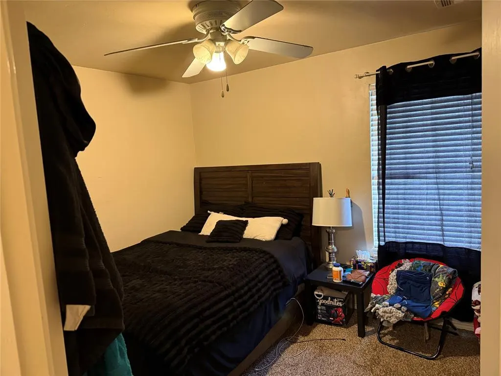 Photo 14 — 12113 NW 7th Street, Yukon, OK 73099