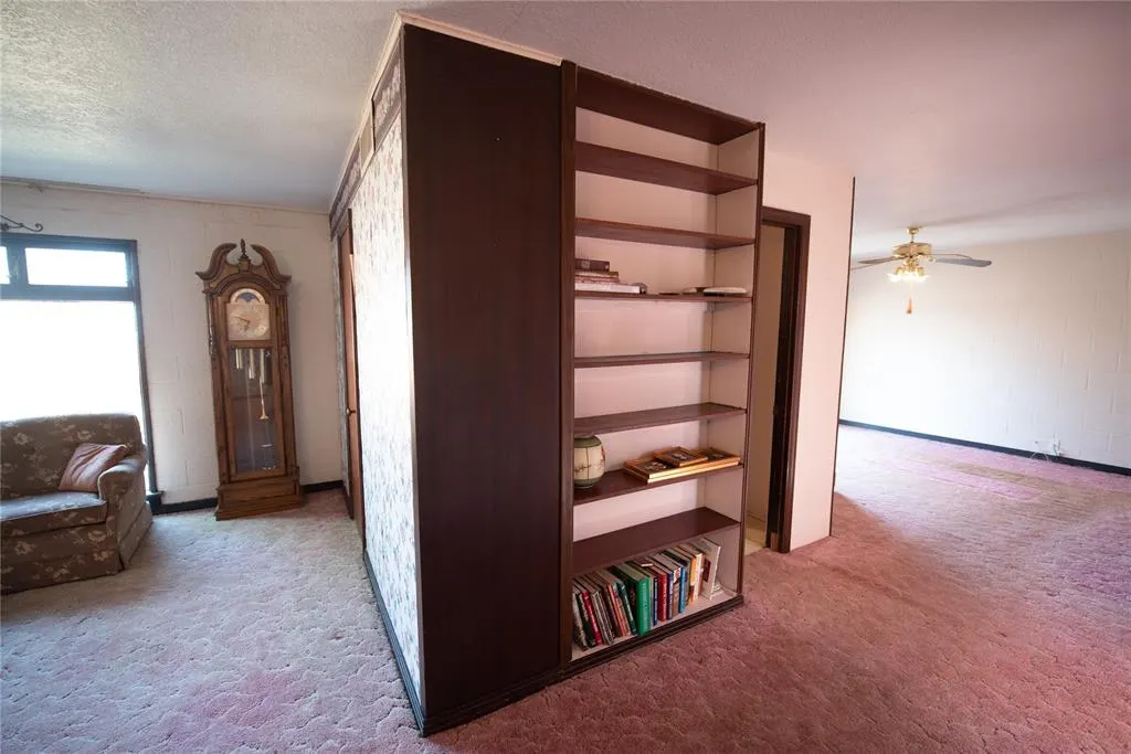 Photo 15 — 115 E Van Buren Street, Mangum, OK 73554