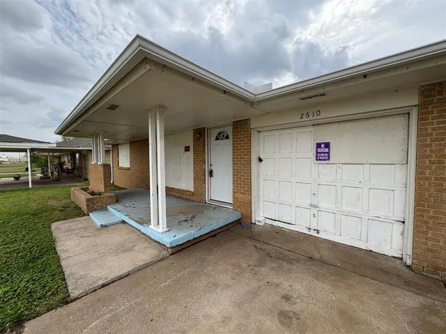 Photo 2 — 2610 NW Wesley Avenue, Lawton, OK 73505