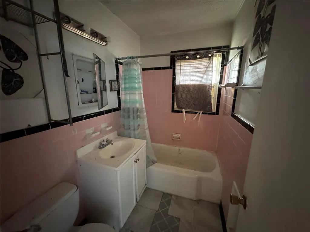 Photo 9 — 2610 NW Wesley Avenue, Lawton, OK 73505