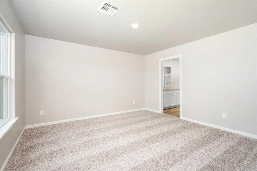 Photo 6 — 713 Luna Way, Tuttle, OK 73089