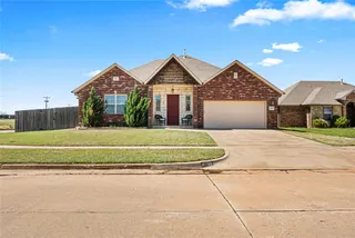 Sold home at 833 Glenwood