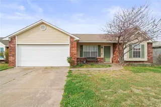 Sold home at 936 NW 15th Street