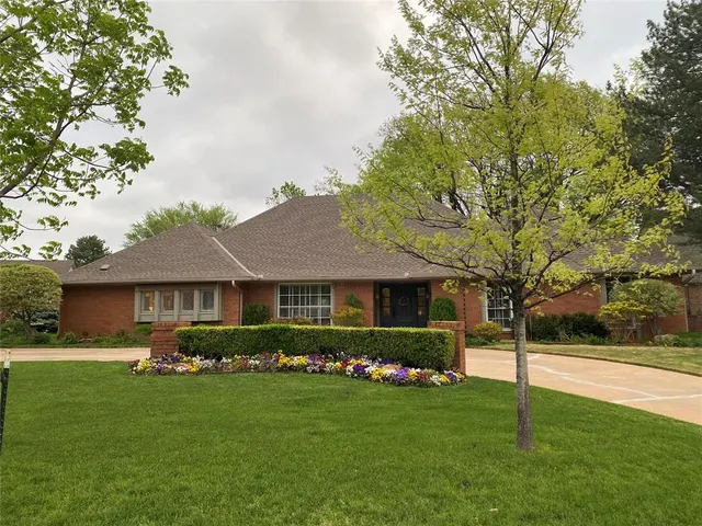 Front exterior — 1237 Glenbrook Drive, Oklahoma City, OK 73118