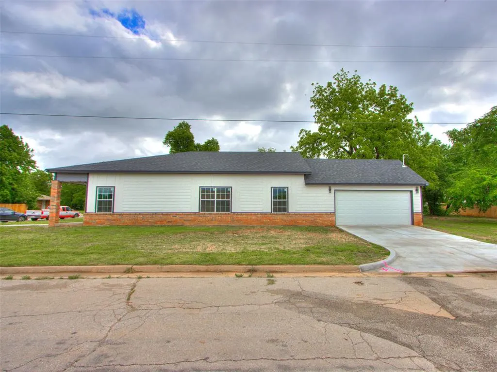 Photo 3 — 3100 NE 17th Street, Oklahoma City, OK 73121
