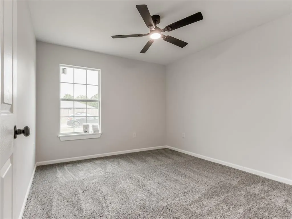Photo 12 — 3100 NE 17th Street, Oklahoma City, OK 73121