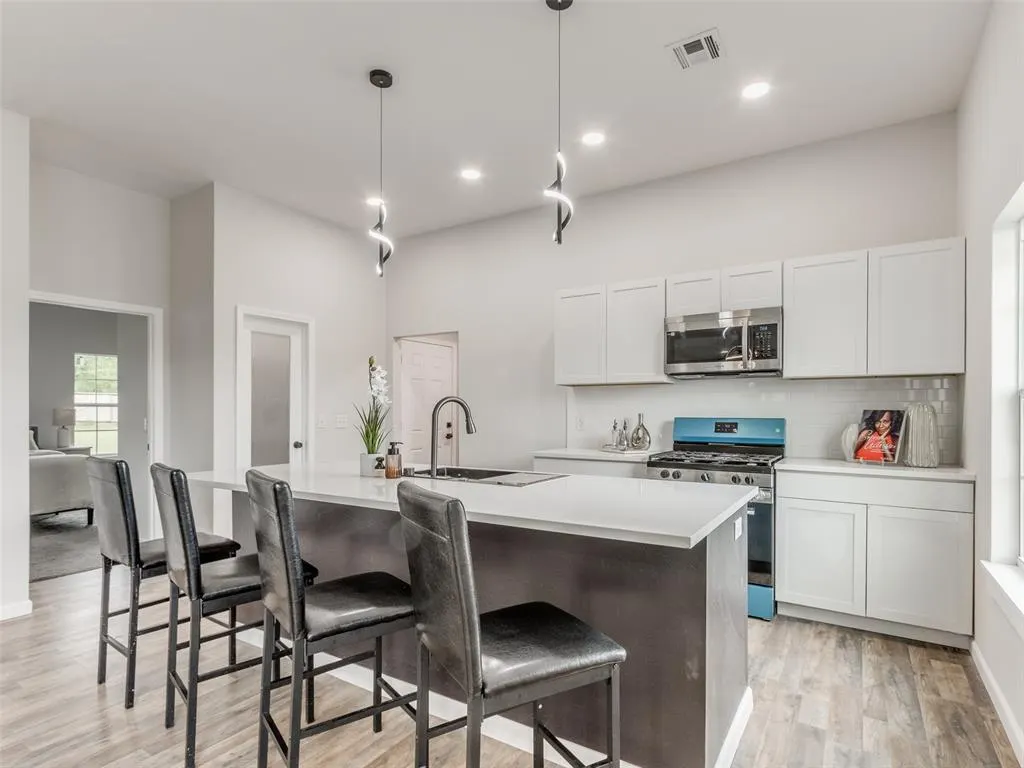 Photo 33 — 3100 NE 17th Street, Oklahoma City, OK 73121