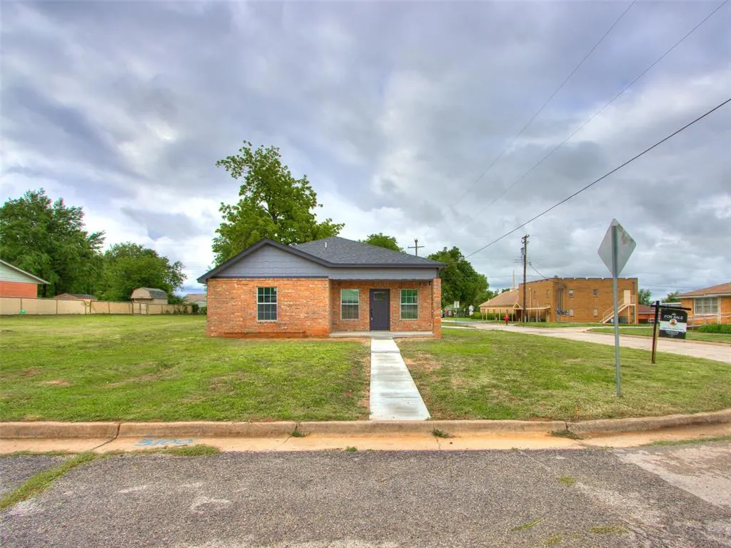 Photo 40 — 3100 NE 17th Street, Oklahoma City, OK 73121