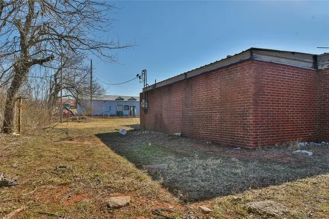Photo 3 — 1105 NE 23rd Street, Oklahoma City, OK 73111