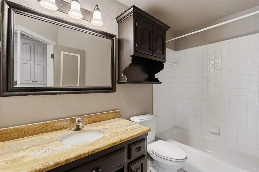 Photo 21 — 704 N Remington Way, Mustang, OK 73064