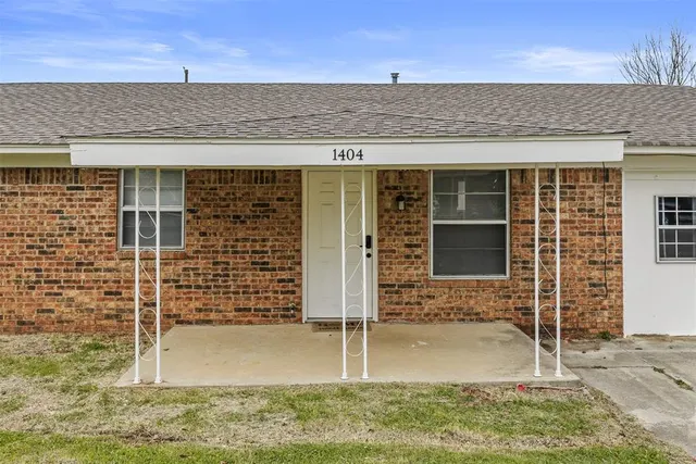 Photo 2 — 1404 Prospect Drive, Wynnewood, OK 73098