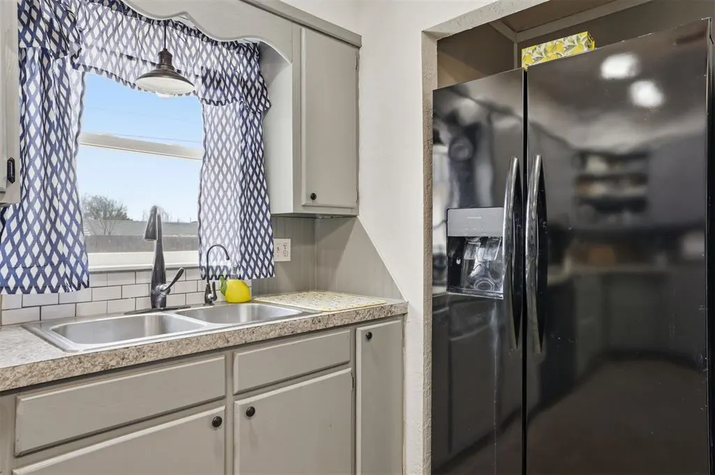Photo 20 — 2 E Anchor Drive, Sayre, OK 73662