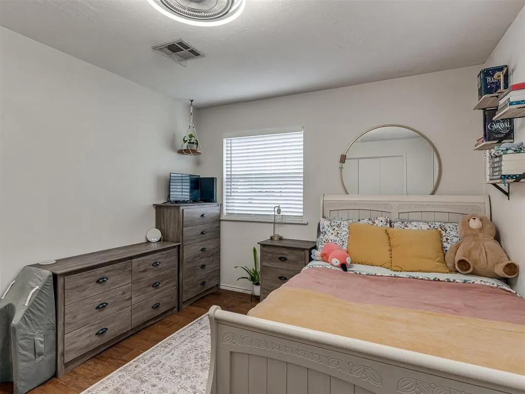 Photo 16 — 105 NW 7th Street, Minco, OK 73059