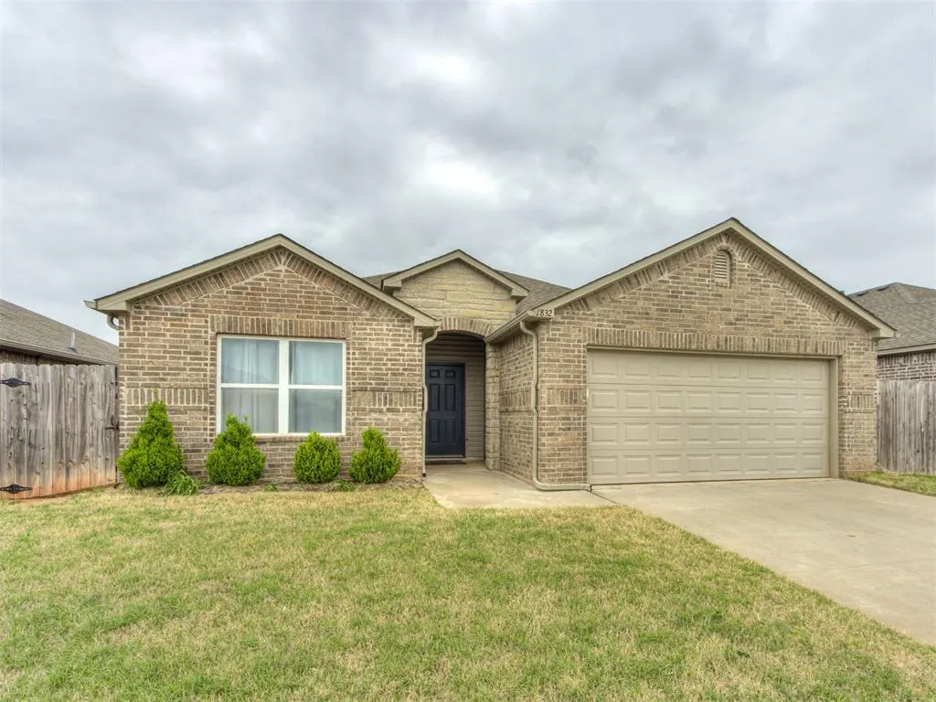 Photo 2 — 1832 Sloane Drive, Oklahoma City, OK 73127