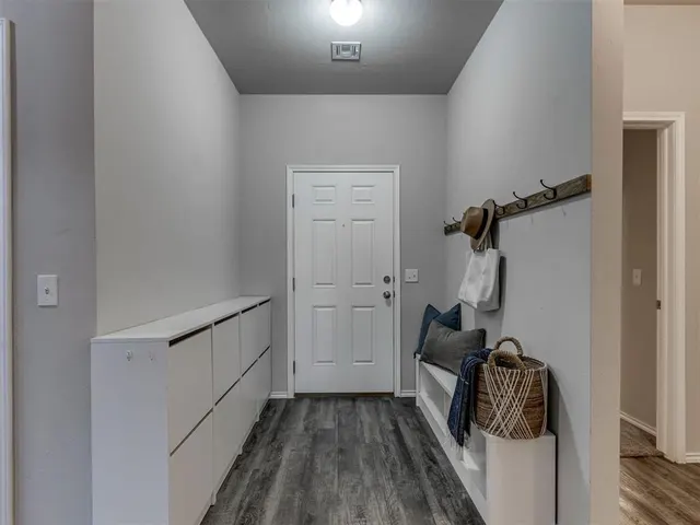 Photo 4 — 1832 Sloane Drive, Oklahoma City, OK 73127