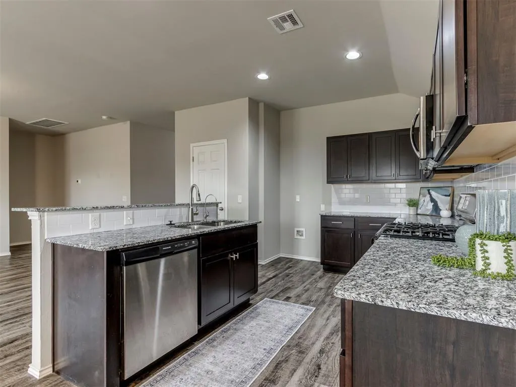 Photo 11 — 1832 Sloane Drive, Oklahoma City, OK 73127