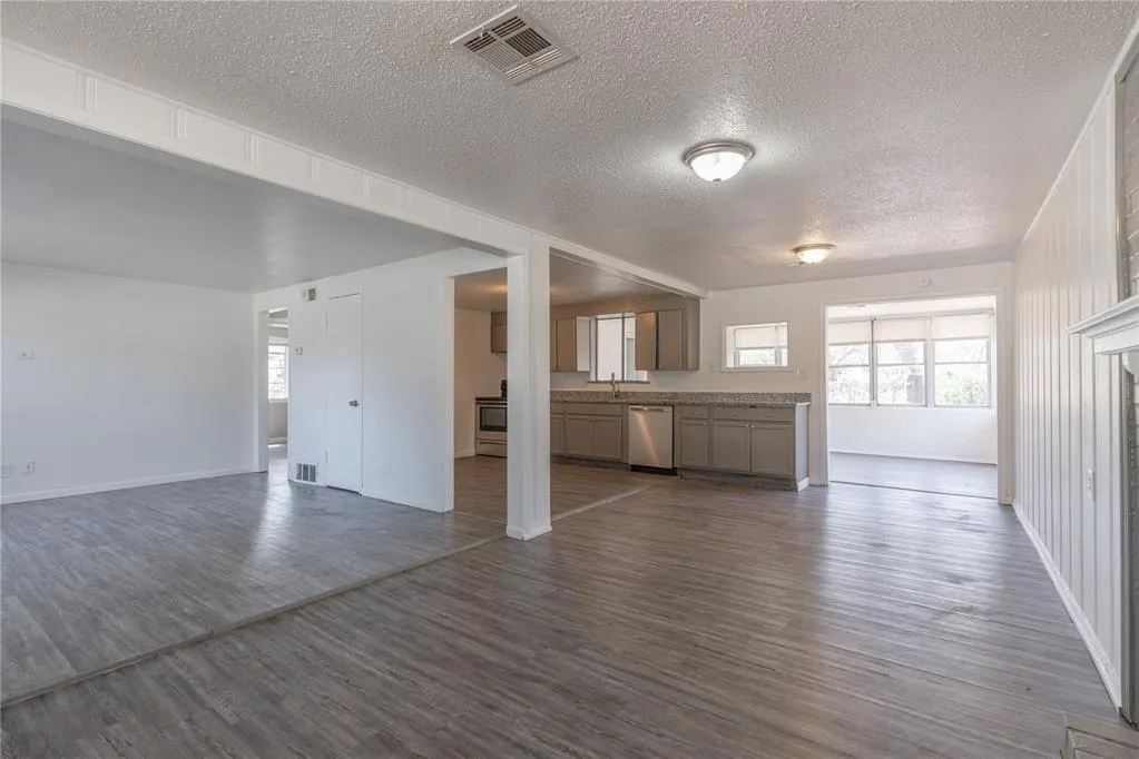 Photo 5 — 2309 Trosper Place, Oklahoma City, OK 73115