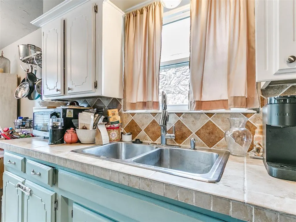 Photo 18 — 3804 NE 140th Street, Edmond, OK 73013