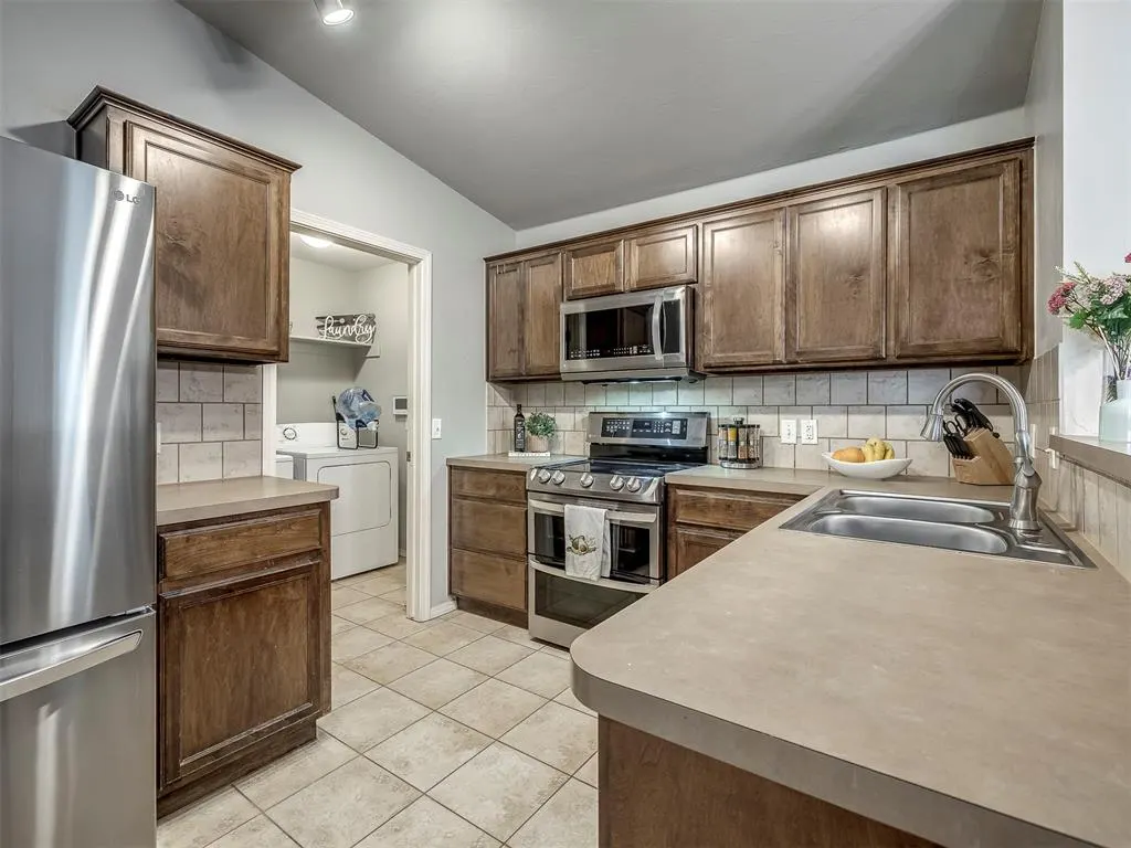 Photo 11 — 1816 NW 144th Terrace, Edmond, OK 73013
