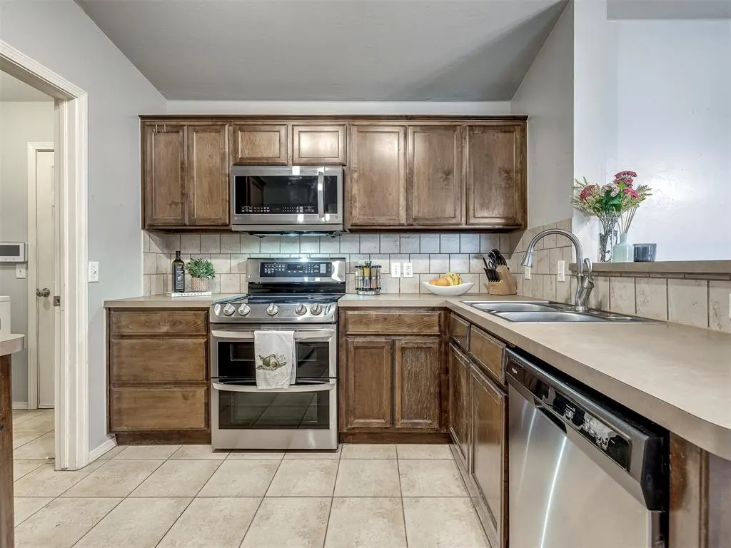 Photo 12 — 1816 NW 144th Terrace, Edmond, OK 73013