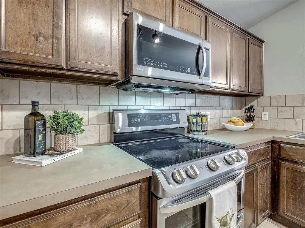 Photo 14 — 1816 NW 144th Terrace, Edmond, OK 73013