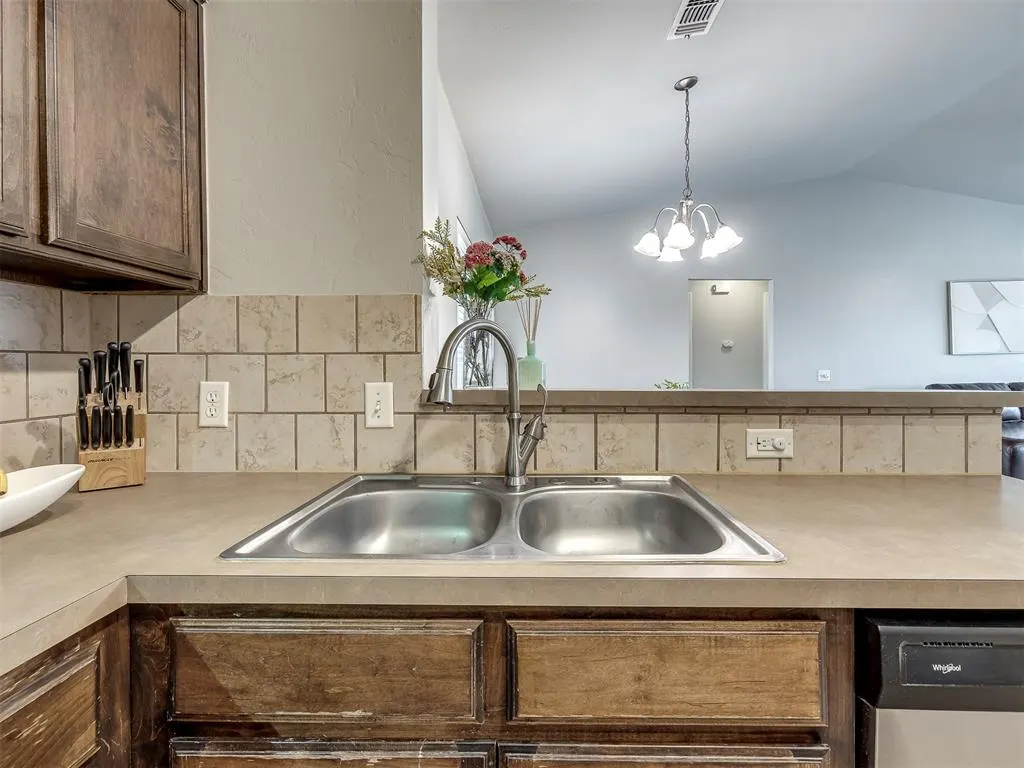 Photo 15 — 1816 NW 144th Terrace, Edmond, OK 73013