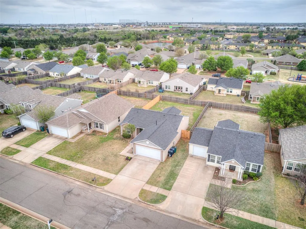 Photo 36 — 1816 NW 144th Terrace, Edmond, OK 73013