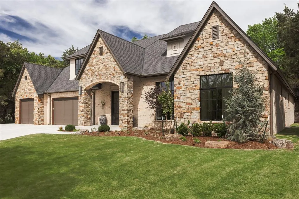 Front exterior — 3208 Hidden Creek Drive, Edmond, OK 73034