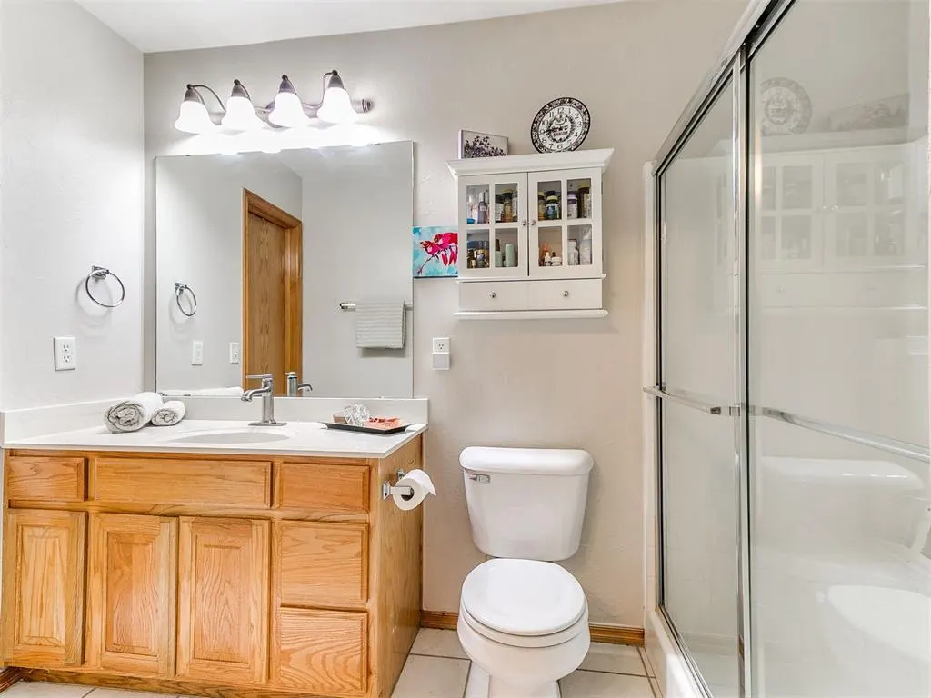Photo 7 — 3300 Heather Glen Drive, Norman, OK 73072