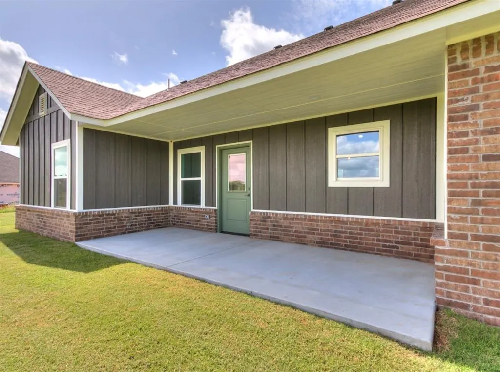 Photo 2 — 4601 Pigeon Run, Shawnee, OK 74804