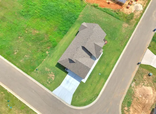 Photo 4 — 4601 Pigeon Run, Shawnee, OK 74804