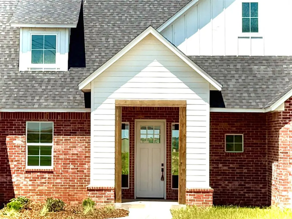Photo 2 — 4163 Hawthorne Street, Piedmont, OK 73078