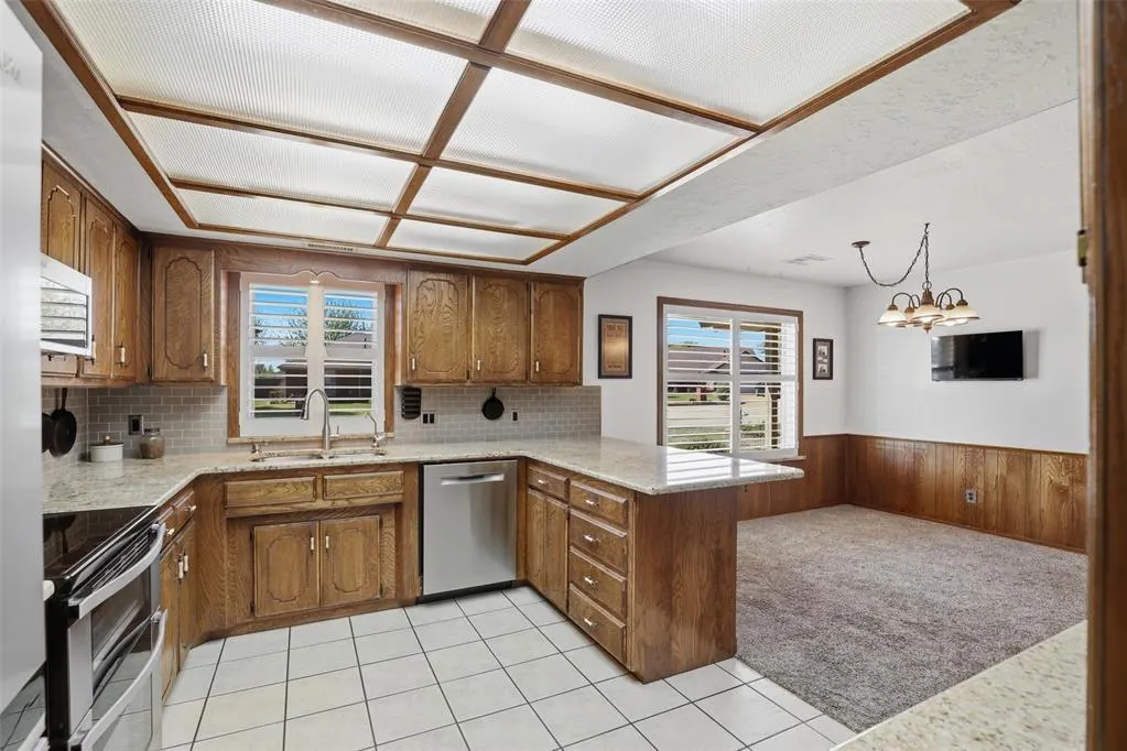 Photo 19 — 1208 Francis Lane, Kingfisher, OK 73750