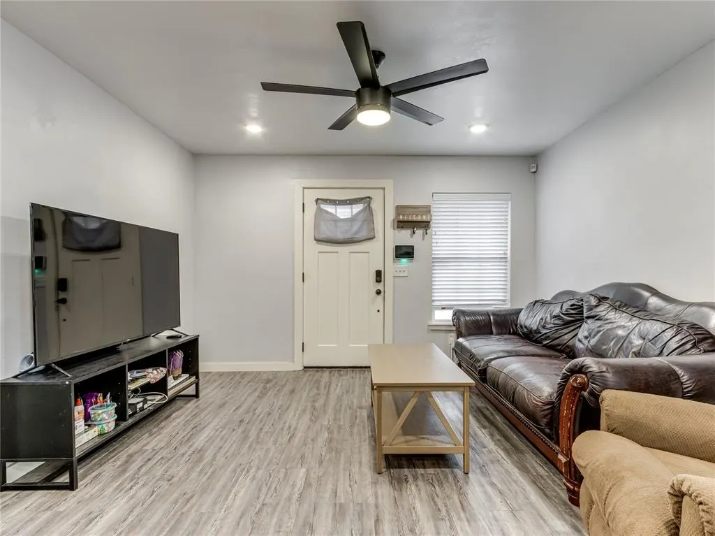 Photo 3 — 4802 N Beaver Avenue, Bethany, OK 73008