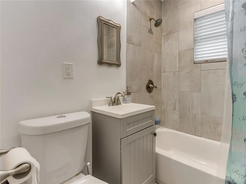 Photo 15 — 4802 N Beaver Avenue, Bethany, OK 73008