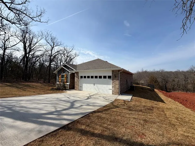 Photo 3 — 18080 Lantana Loop, Newalla, OK 74857