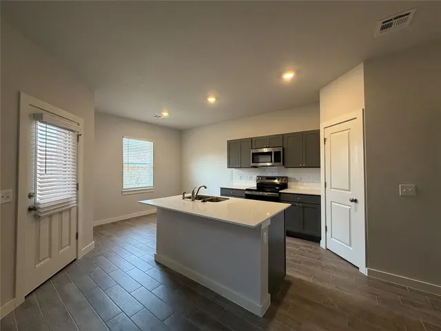 Photo 5 — 18080 Lantana Loop, Newalla, OK 74857