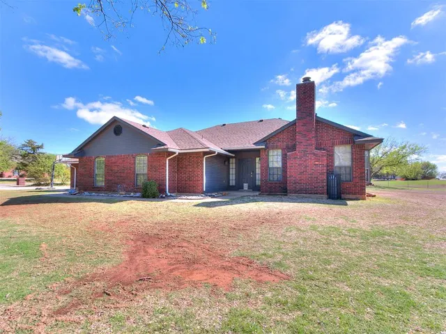Front exterior — 12916 Oak Hill Drive, Piedmont, OK 73078