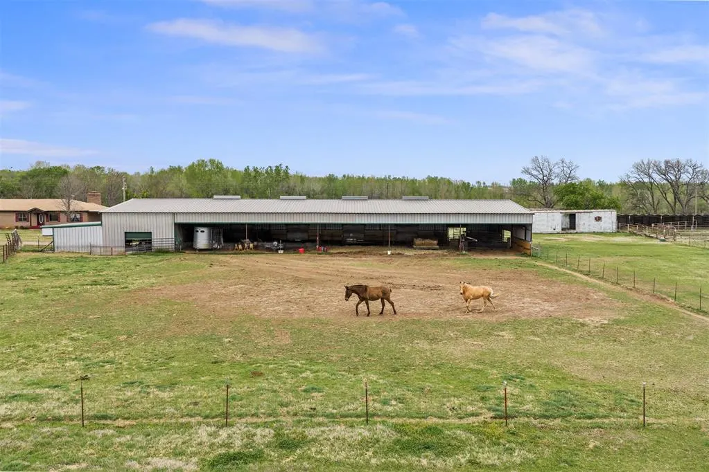 Photo 40 — 12333 N County Road 3165, Pauls Valley, OK 73075