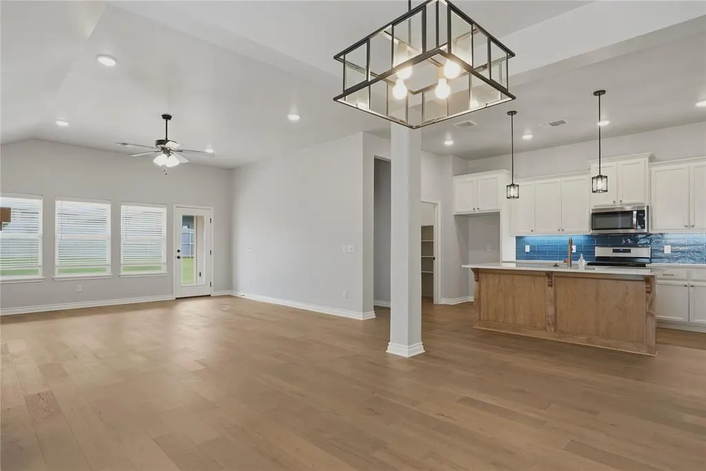 Photo 10 — 3044 Wister Road, Norman, OK 73069