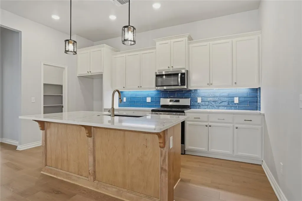 Photo 11 — 3044 Wister Road, Norman, OK 73069